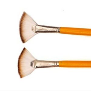 CAMLIN FAN BRUSH NO.4 WHITE BRISTLES